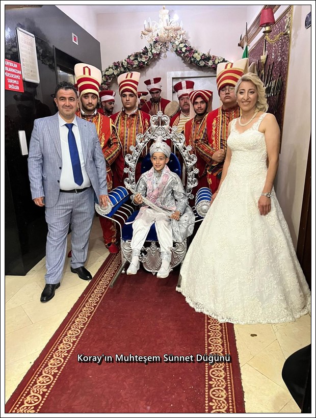 Salon Asır da Unutulmaz Bir Sünnet Dügünü Salon Asır da Unutulmaz Bir Sünnet Dügünü